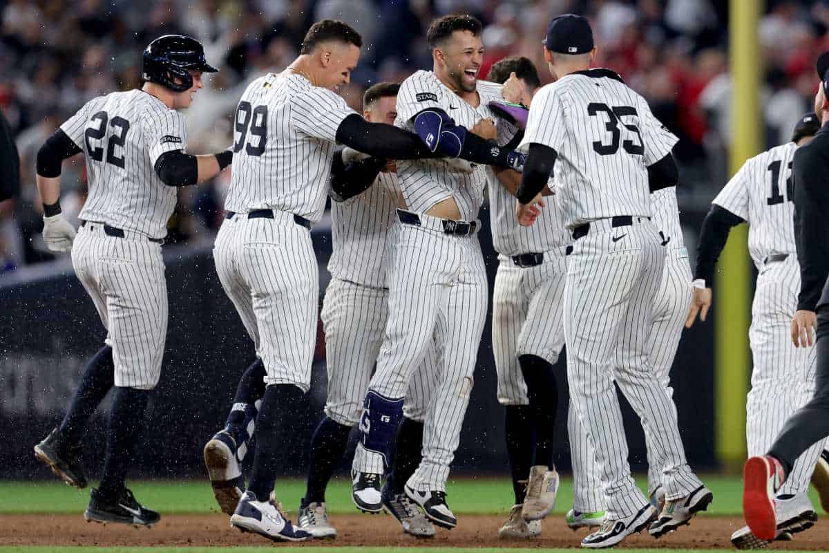 Escarra’s sac fly caps Yankees’ rally, walk off Padres 4-3 | amNewYork