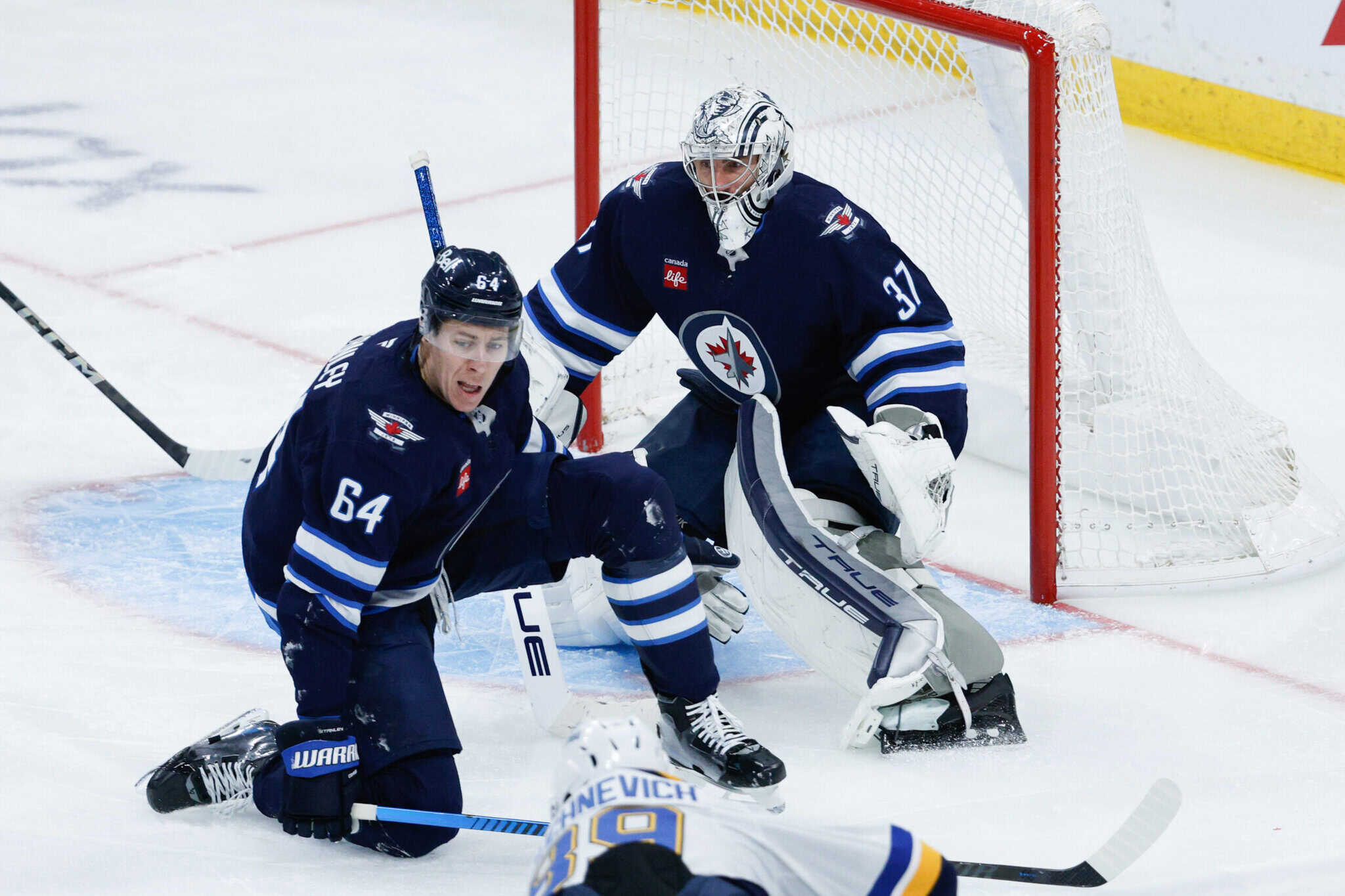 Game 1 Stars vs Jets Prediction, Pick & Odds (May. 7)