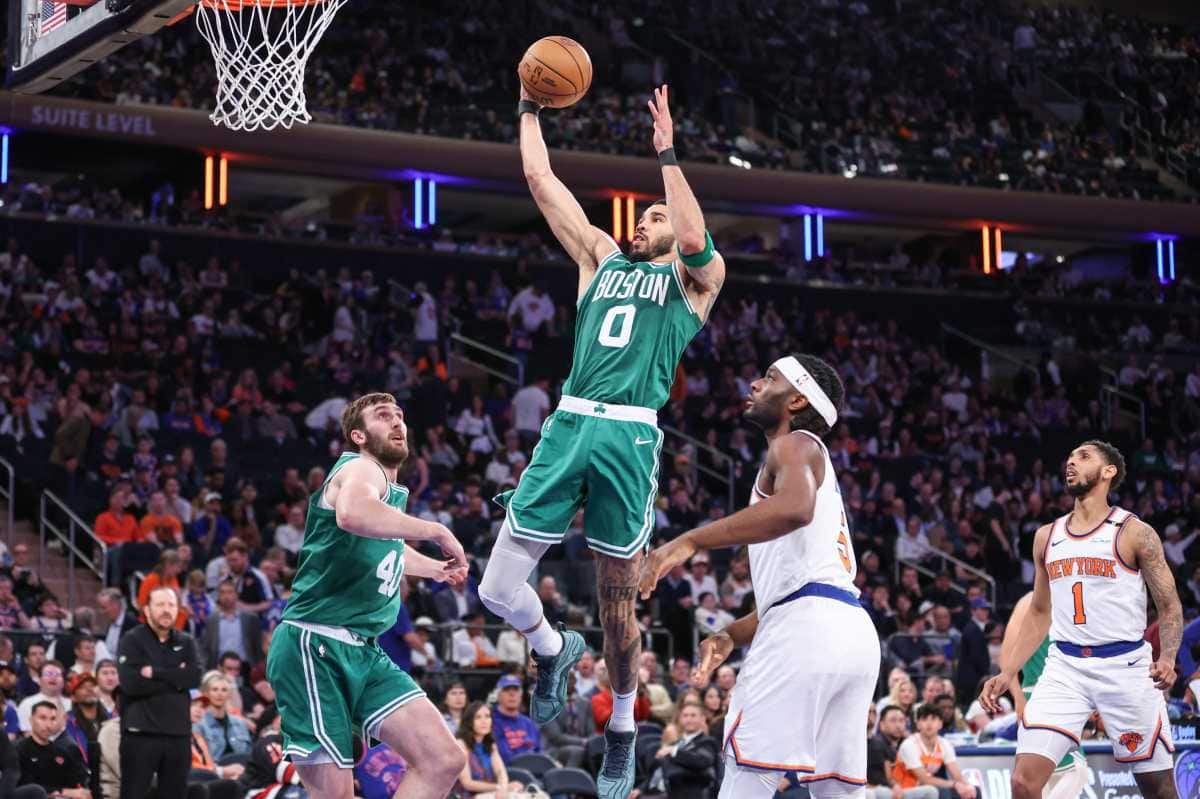 Knicks get blown out at home, drop Game 3 to Celtics