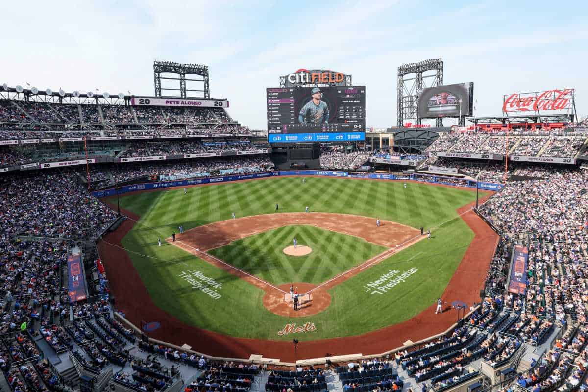 Mets fans can bid on VIP experiences, memorabilia with new Amazin’ Auction | amNewYork