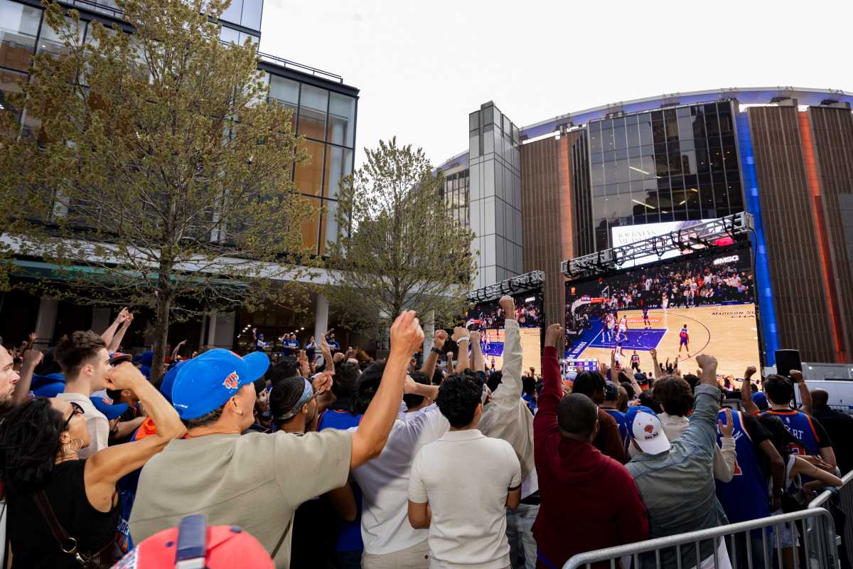 Once a Knick, always a Knick: New York’s faithful on the brink of history 3