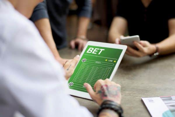 Transitioning from Blackjack to Online Sports Betting: Expert Tips and Tricks for Success