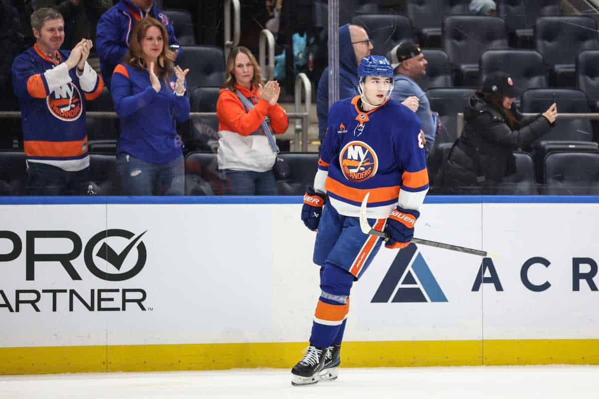Islanders trade Noah Dobson to Canadiens for package including two 1st-round draft picks | amNewYork