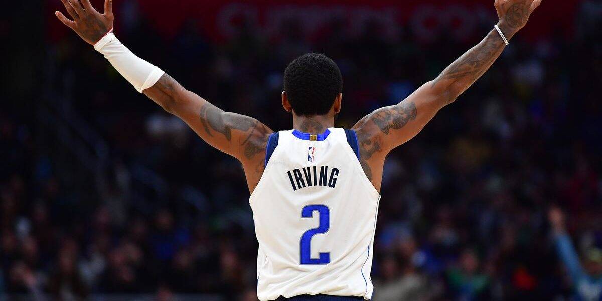 Kyrie Irving, Mavericks