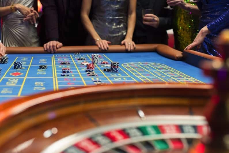 New Nevada Laws on Cocktails, Drunk Driving, Private Gaming Could Affect Vegas Visitors