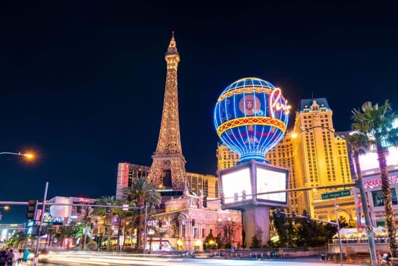Paris Las Vegas Allowing Guests to Gamble on What Type of Room They Get