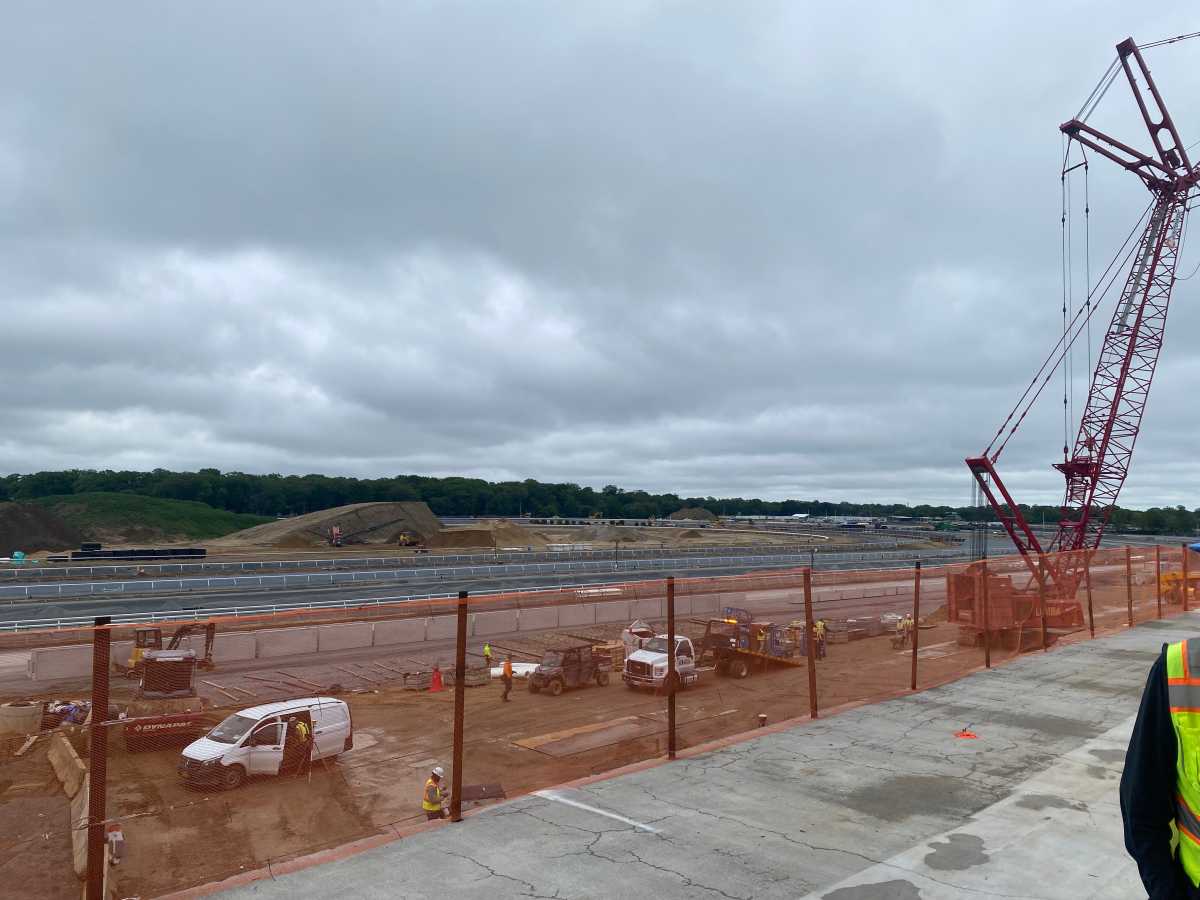 Outlines of new Belmont Park racing surfaces