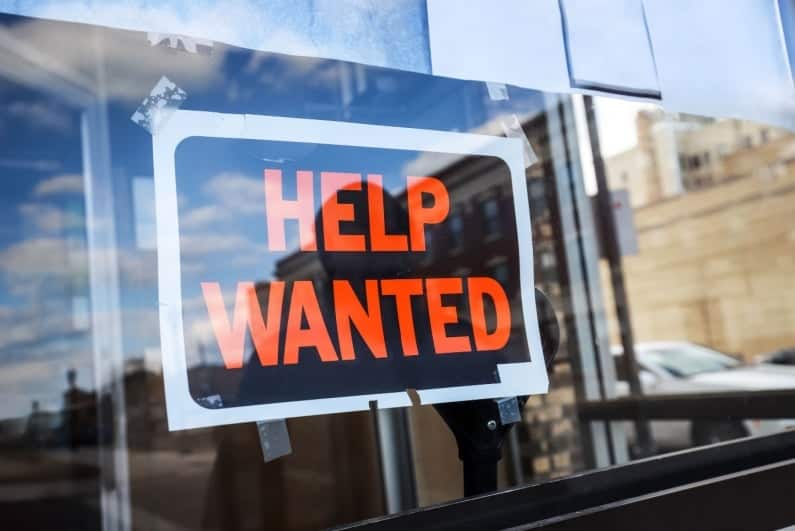 UAE National Lottery Operator Posts Job Ads for Online Casino and Sports Betting Talent
