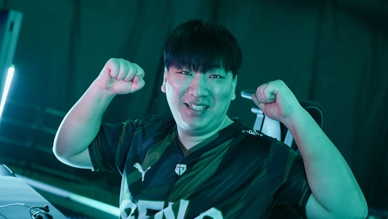 BEST VALORANT PLAYERS