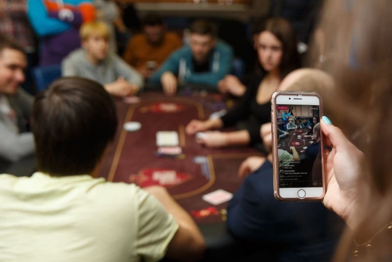 WSOP Cancels Online Bracelet Event After Players Locked Out Mid-Event