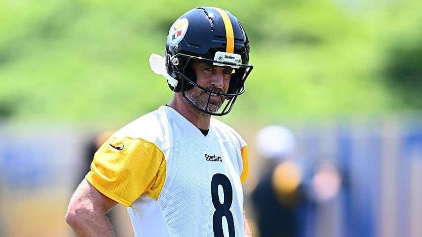 Aaron Rodgers reacts to criticism from Steelers legend Terry Bradshaw