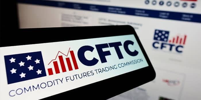 Blanche Lincoln Warns States Risk CFTC Authority on Markets