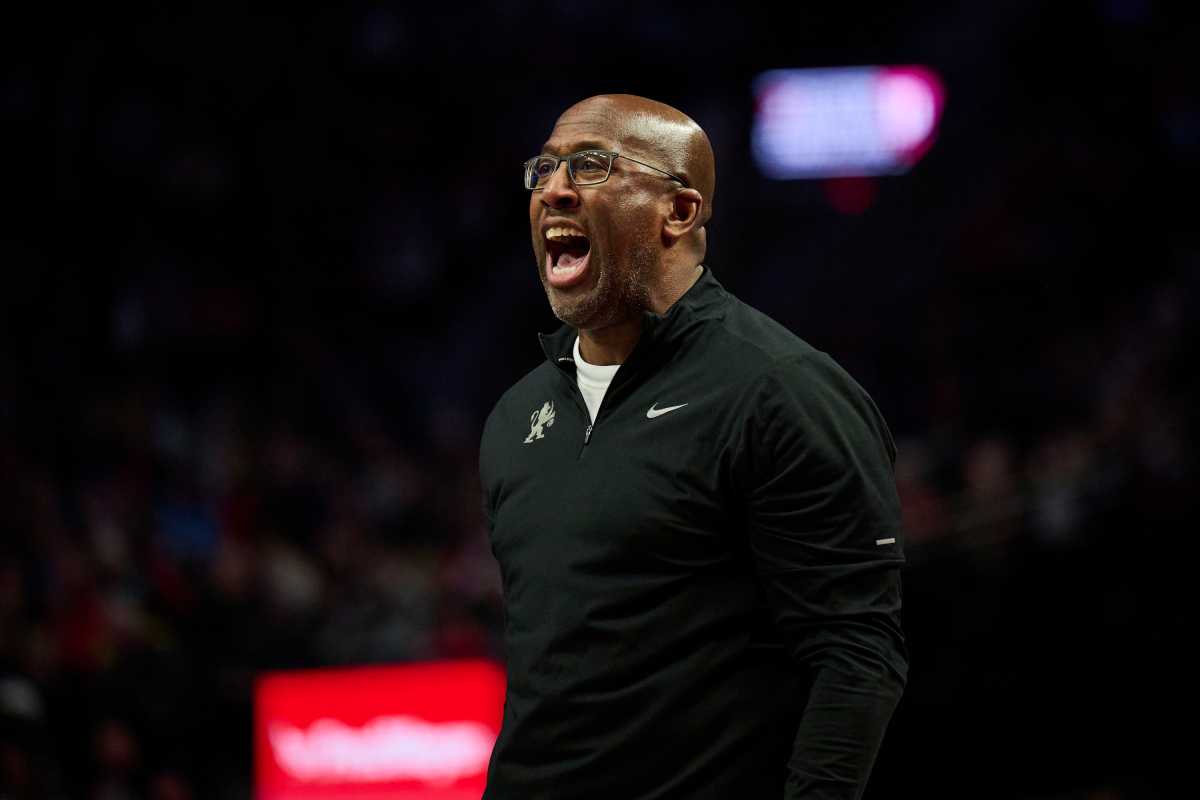 Can Mike Brown’s ‘championship pedigree’ deliver Knicks to long-awaited title? | amNewYork