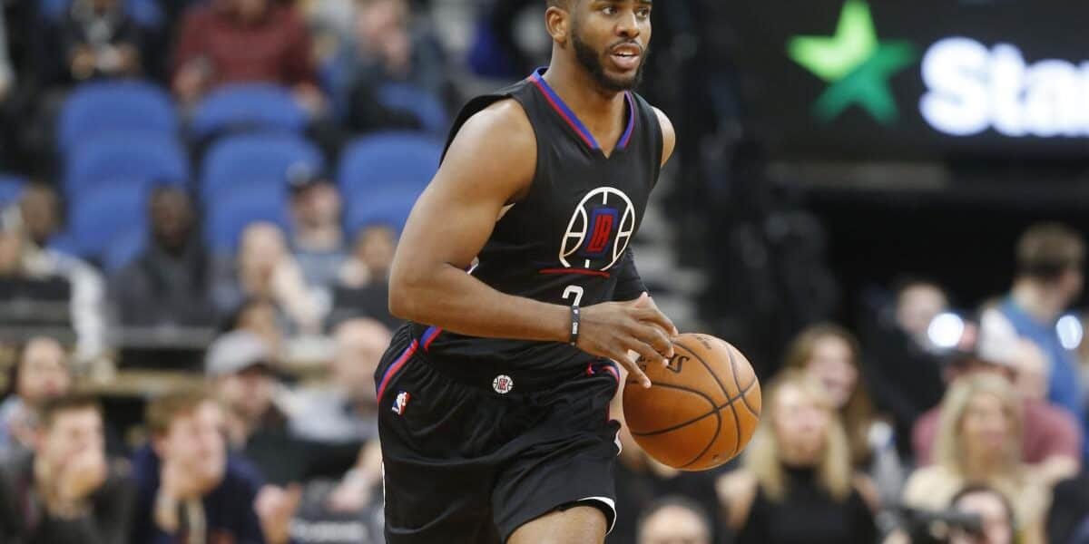 Chris Paul agrees to a deal with Clippers for farewell tour