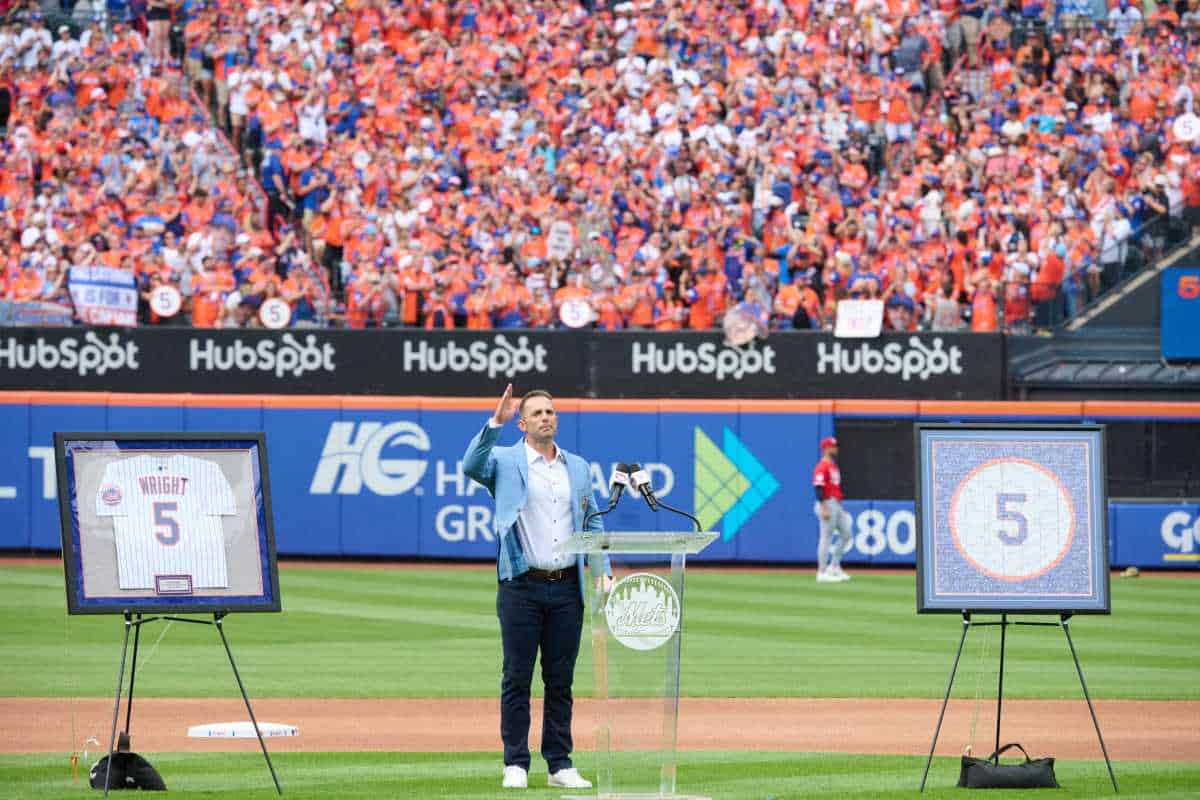 Emotional David Wright joins Mets elite with No. 5 jersey retirement | amNewYork