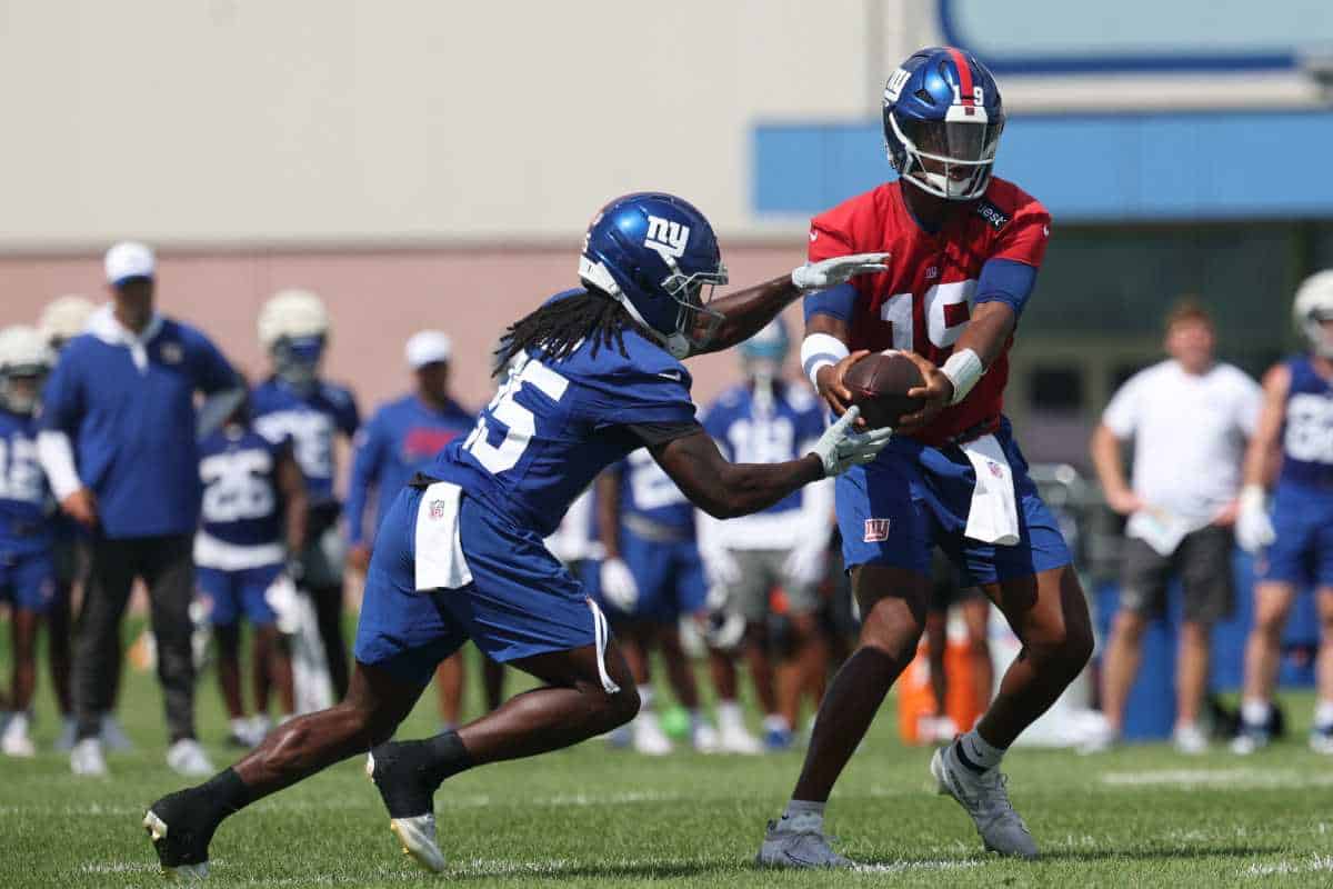 Giants first two days of camp: Injuries, incentives, pick‑sixes & wrestling moves | amNewYork