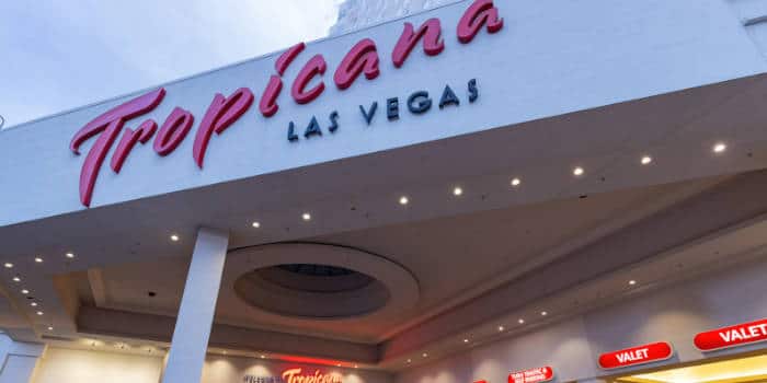 Rep. Dina Titus Fights Gambling Tax Provision in Trump-Backed Bill