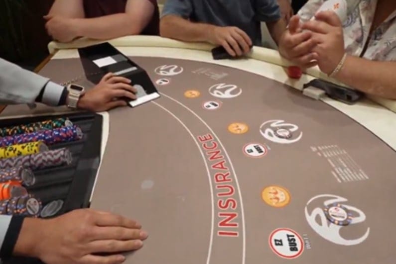 Xposed Denied Comped Smoothie at Resorts World While Playing $25,000 Blackjack Hands