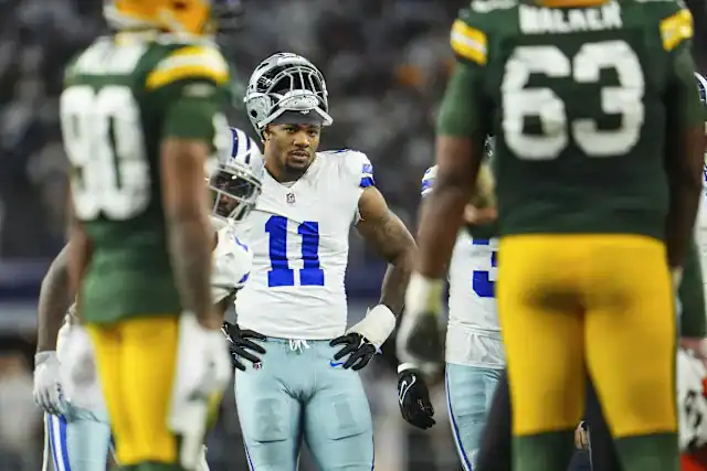 Cowboys trade Micah Parsons to Packers