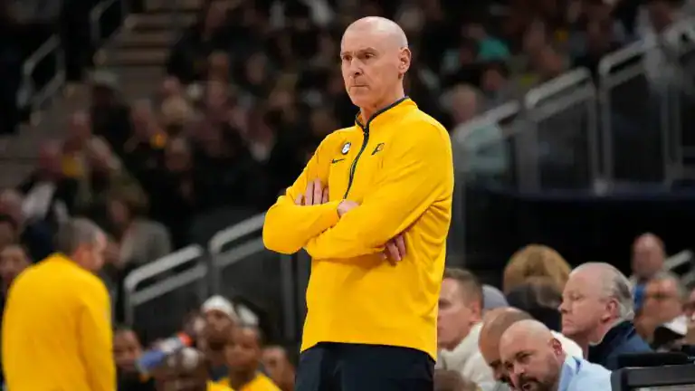 Pacers ink head coach Rick Carlisle to contract extension