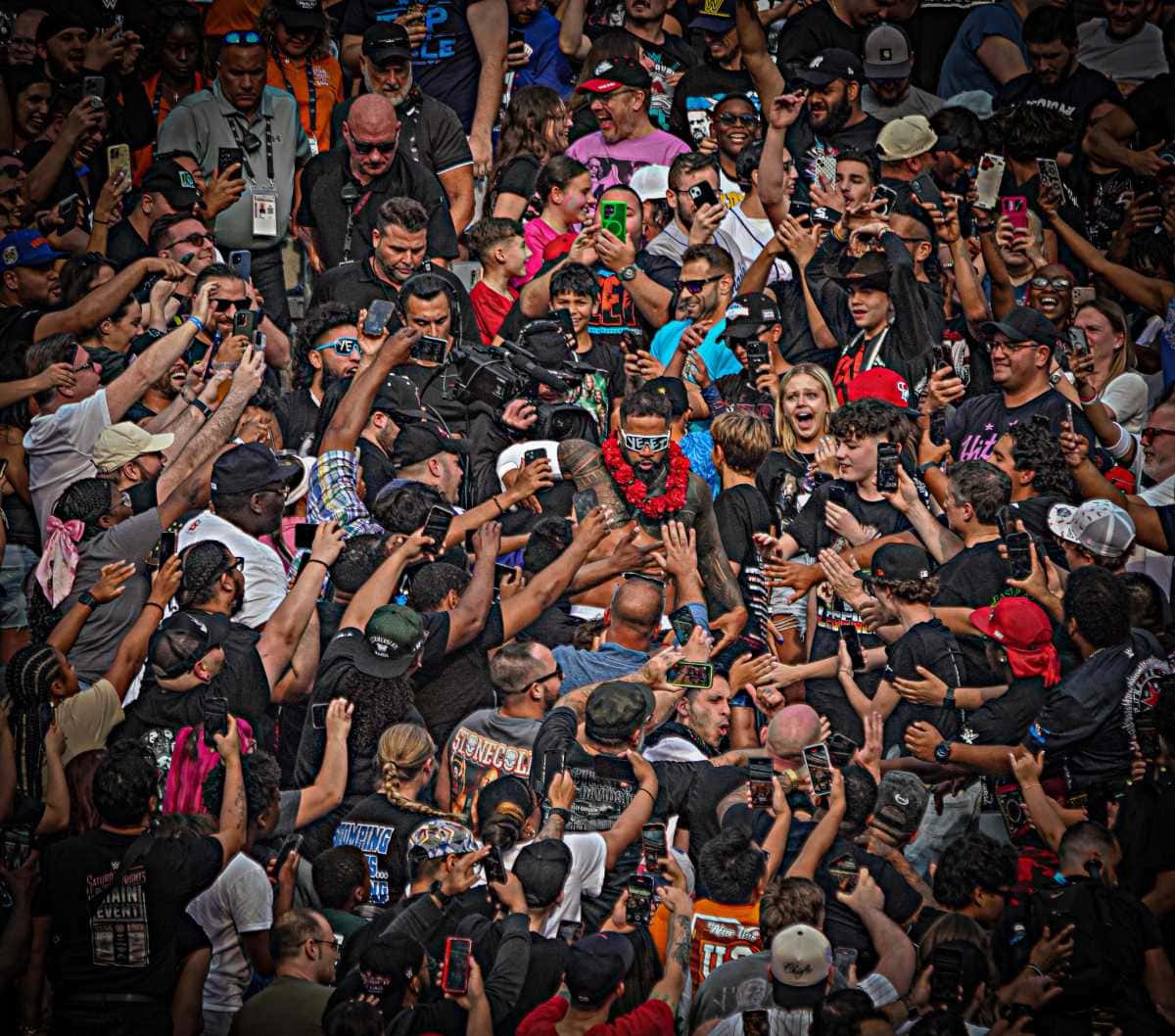 Thousands flood MetLife Stadium for first-ever two-night WWE SummerSlam