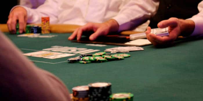 York Hollywood Casino Live Dealer in Hot Water Over Alleged Theft