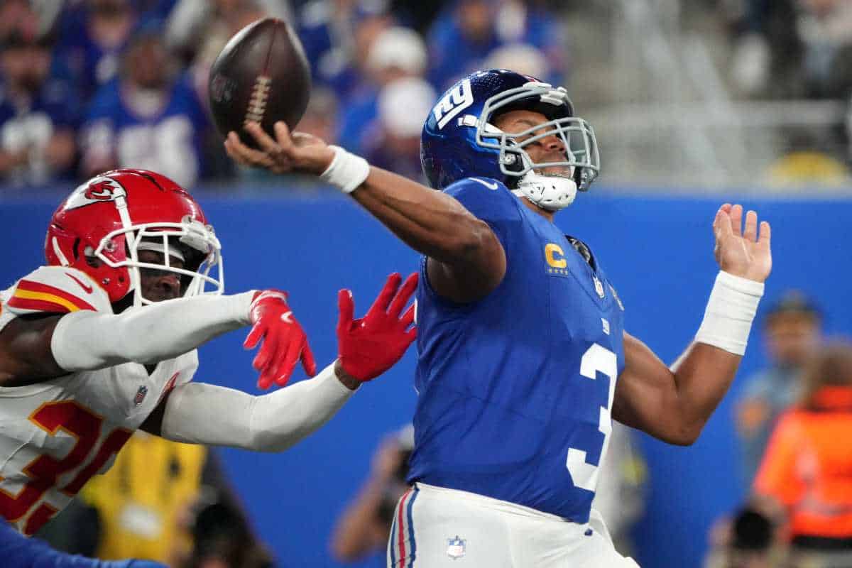 Giants offense disappears in loss to Chiefs, chants for Jaxson Dart grow