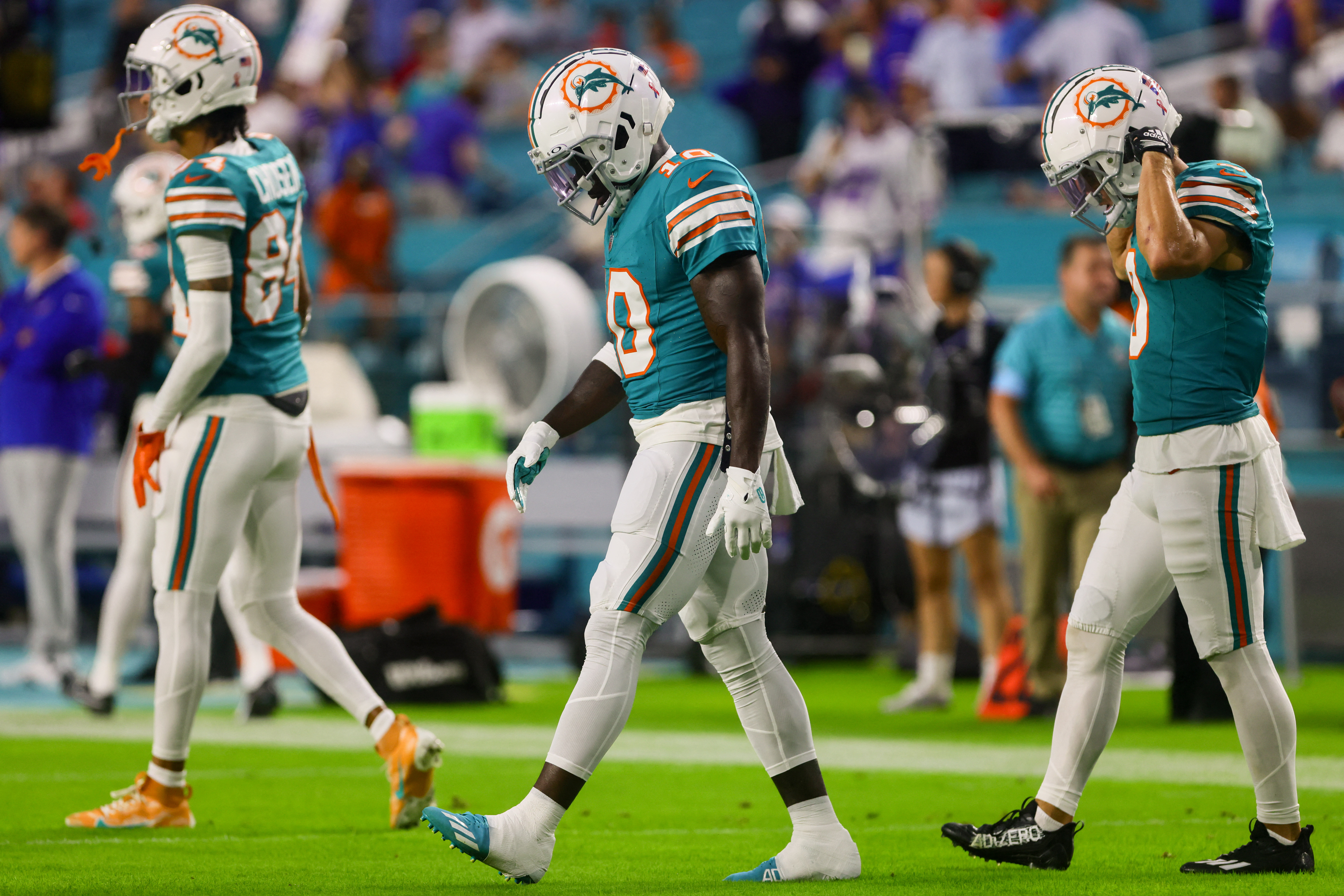 Jets game by game predictions for 2025 season 3 Tyreek Hill Dolphins preview MNF