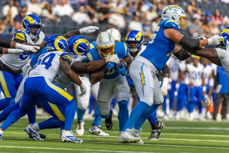 Kalshi’s NFL Moneyline Odds Were 10% and 16% Lower Than DraftKings and FanDuel
