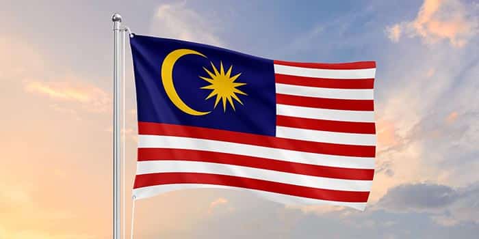 Malaysian Police Bust Illegal Online Gambling Ring, Arrest 34