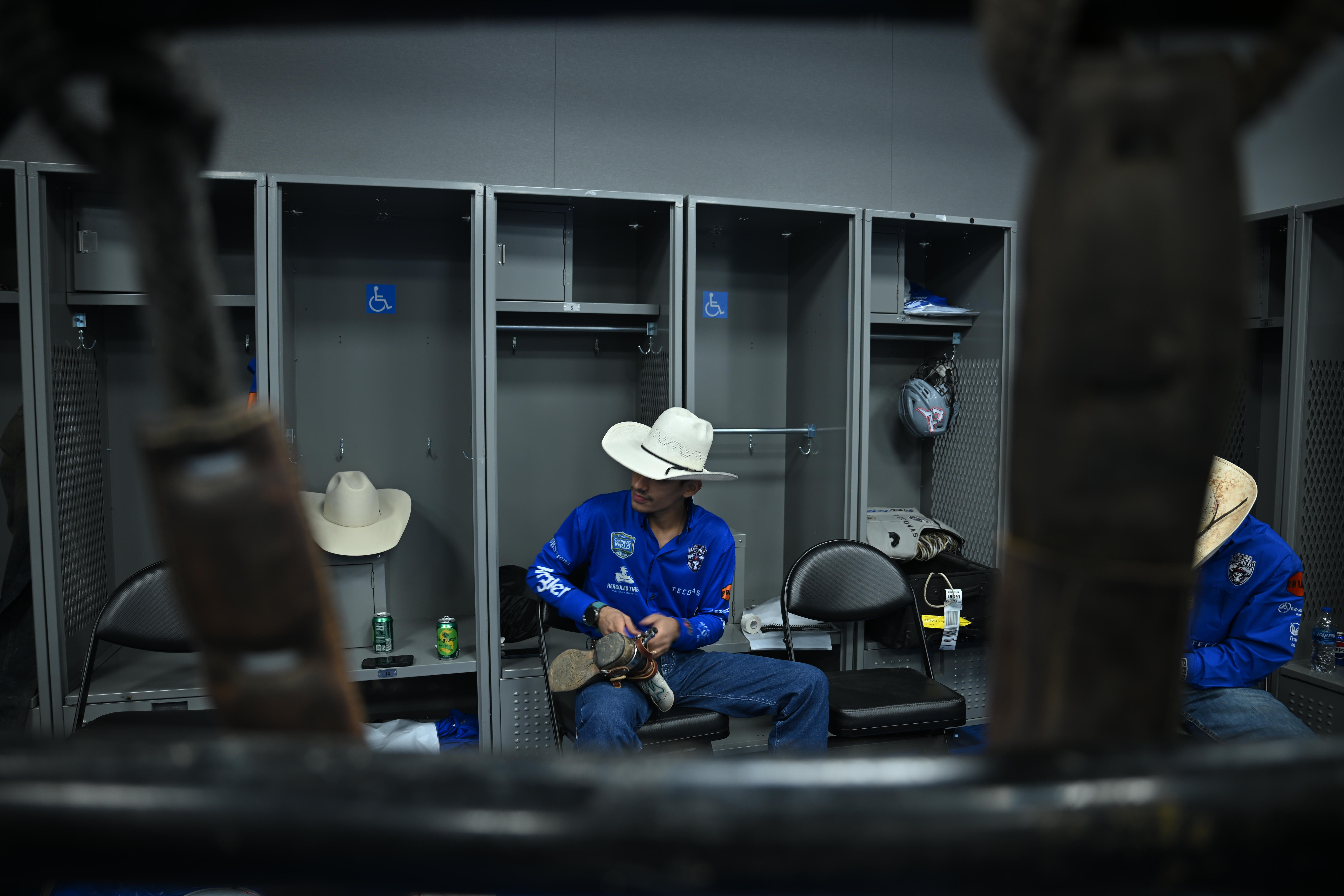 PHOTOS: New York Mavericks make debut at UBS Arena for home matchups of professional bull riding 3 Mavericks gear up for the games.