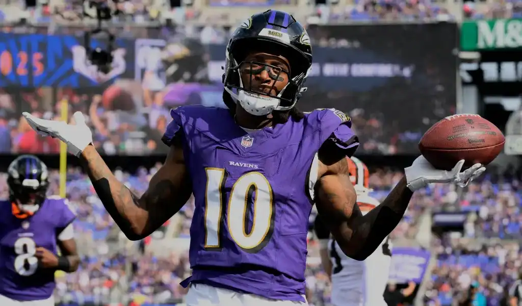 Ravens' Derrick Henry urges people to keep calling DeAndre Hopkins 'washed'