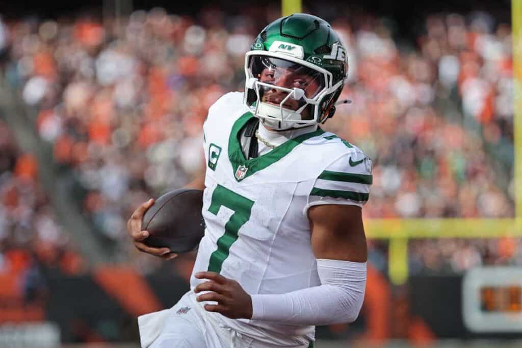 Aaron Glenn not committing to Justin Fields despite Jets’ comeback win over Bengals | amNewYork