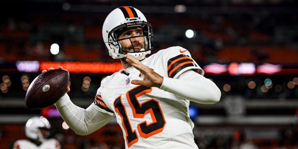 Browns send Joe Flacco to Bengals in rare divisional trade