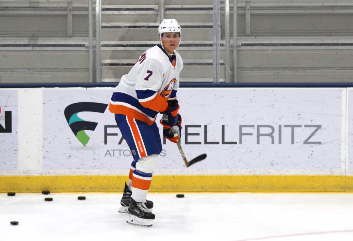 Islanders’ Maxim Tsyplakov needs to iron out ‘little details’ while facing likely benching Thursday vs. Oilers | amNewYork