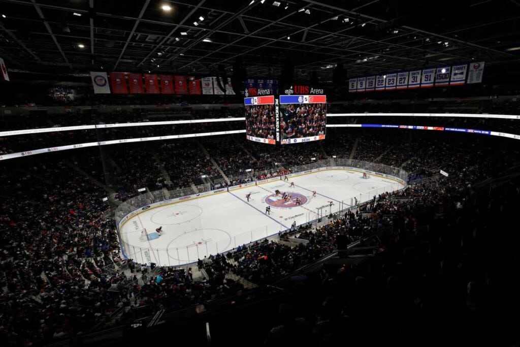 Islanders part way with goalie coach Piero Greco, promote Sergei Naumovs | amNewYork