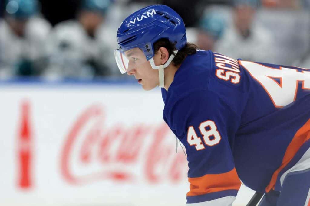Matthew Schaefer has come as advertised, his Islanders are loving it | amNewYork