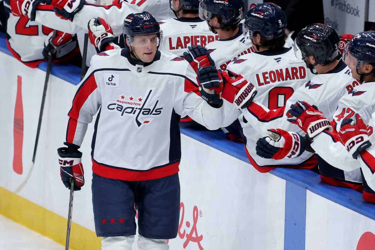 Matthew Schaefer’s 1st NHL goal not enough, Islanders fall to Capitals in home opener | amNewYork