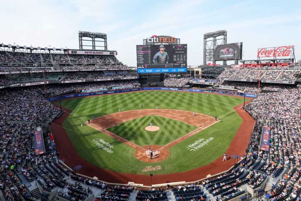 Mets make major coaching staff changes after 2025 collapse | amNewYork