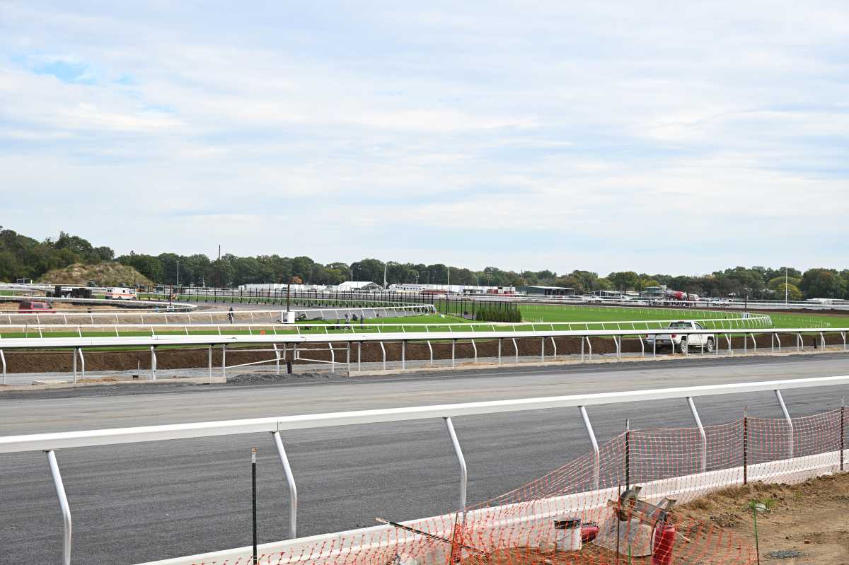 Topping out of new Belmont Park grandstand latest milestone in horse racing's biggest rebuild 4