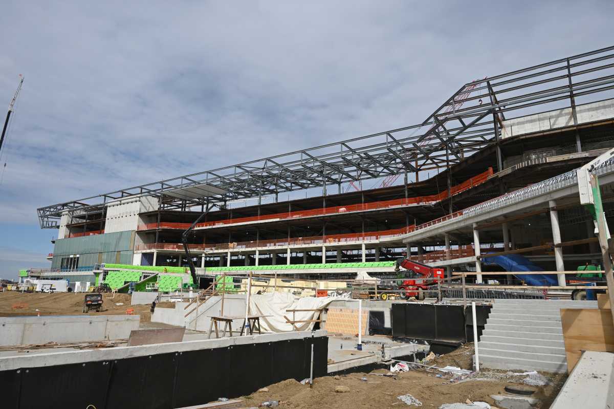 Topping out of new Belmont Park grandstand latest milestone in horse racing's biggest rebuild 5