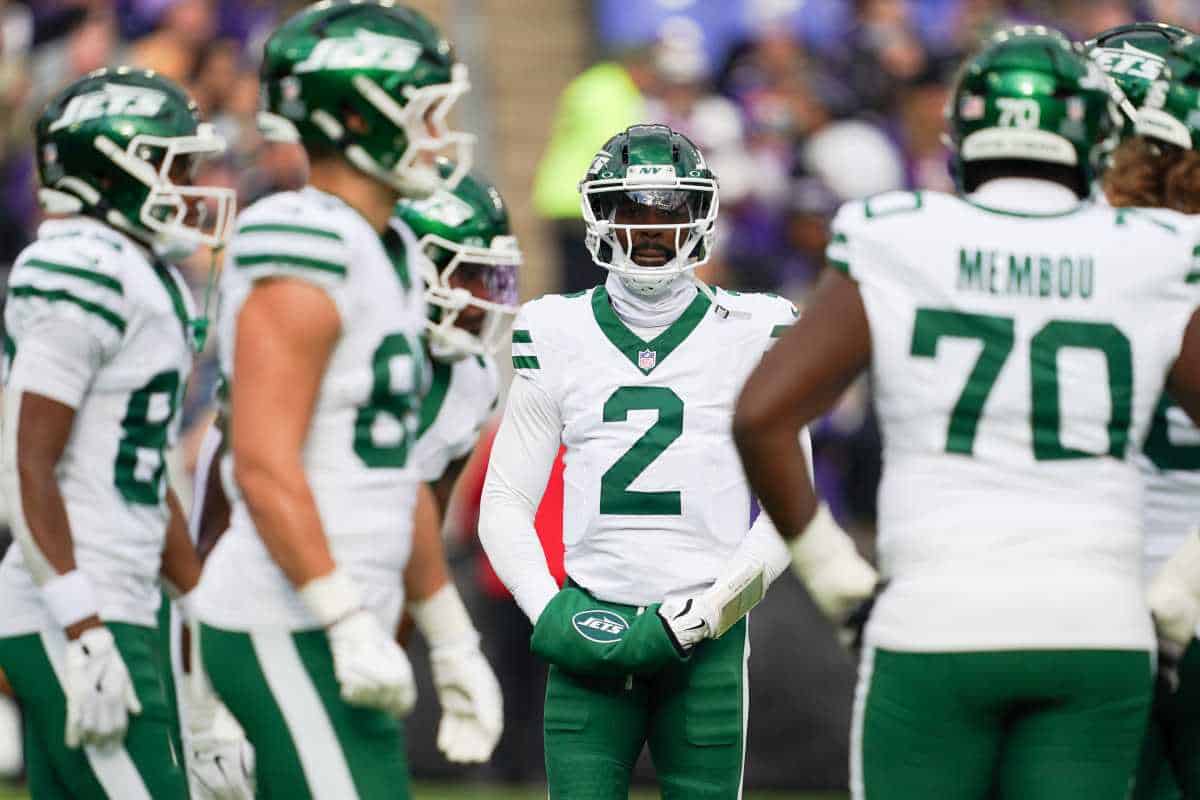 Jets, Falcons meet in Week 13 with QB questions aplenty | amNewYork