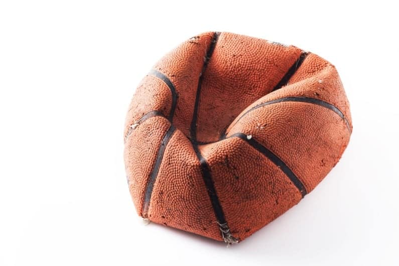NCAA-Banned Basketball Player Dae Dae Hunter Admits to Point-Shaving on National TV