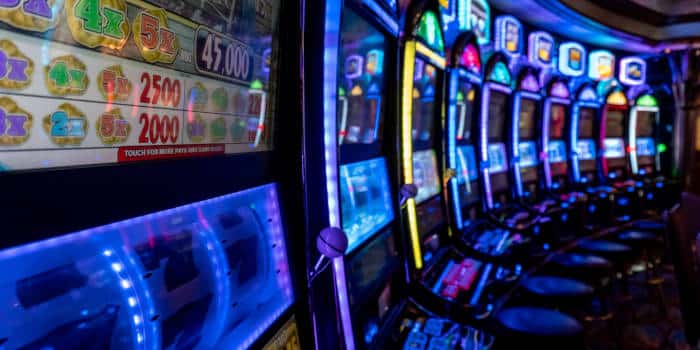 Virginia Cop Defrauded People out of $800K+ to Fuel Gambling Habit