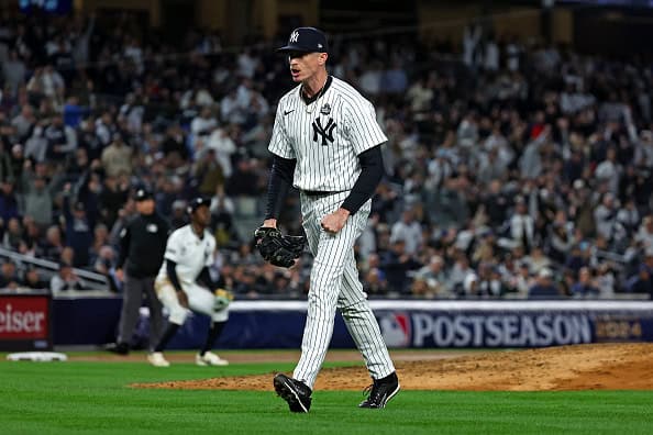 Yankees pick up club option on Tim Hill, Jonathan Loaisiga hits free agent market 2 Tim Hill Yankees
