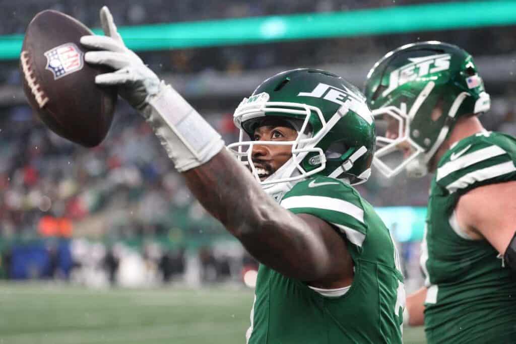 Jets look to keep momentum moving in Week 14 vs. Dolphins | amNewYork