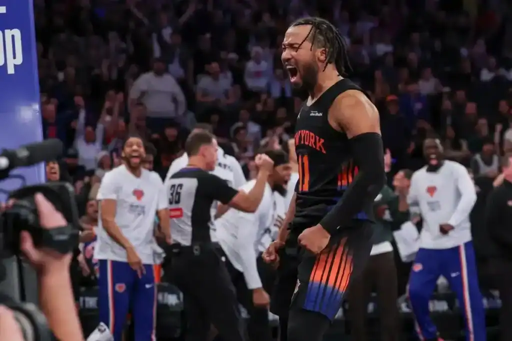 Knicks vs. Celtics Predictions - Moneyline, Brunson & Towns Props