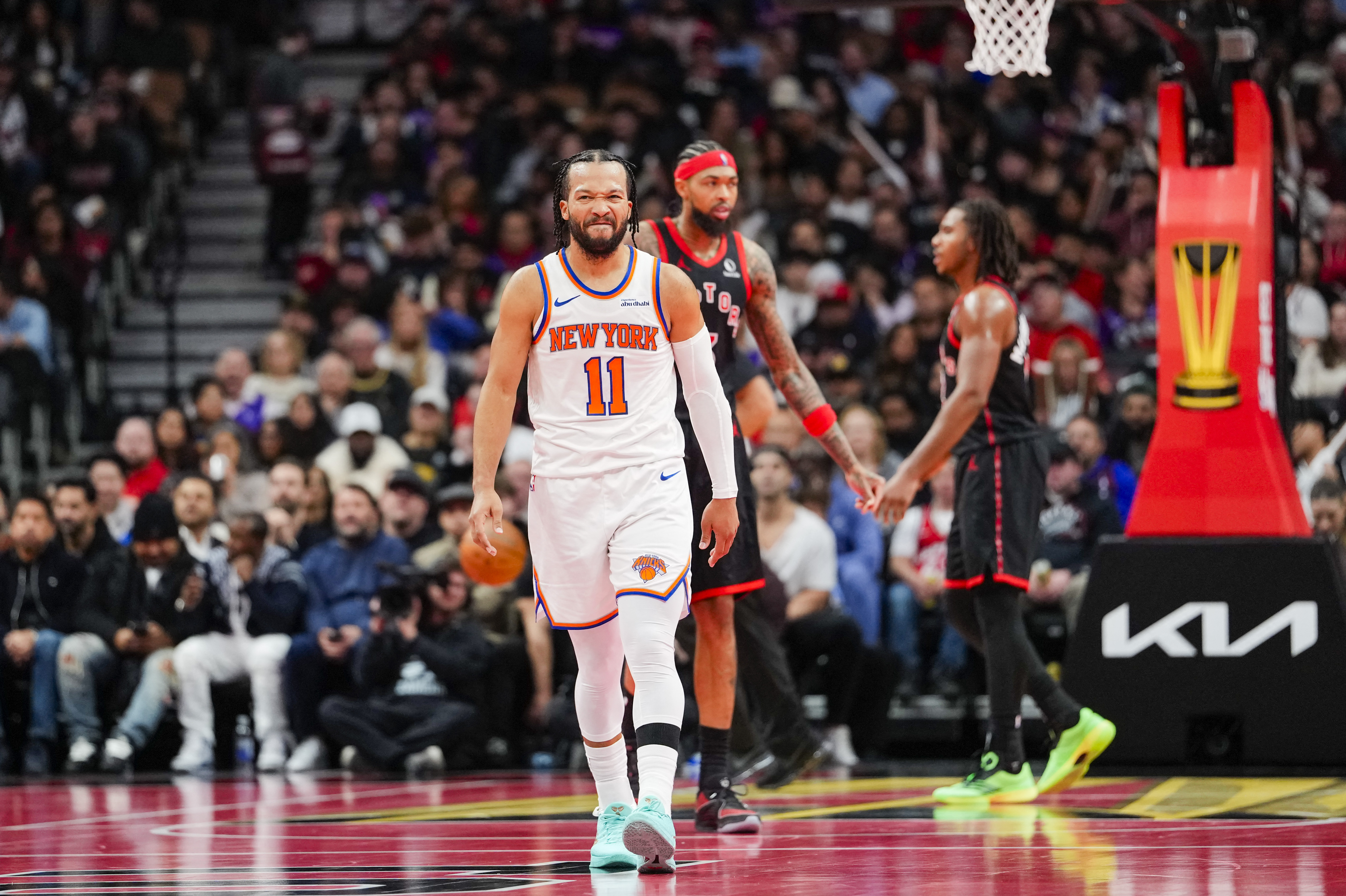Top 25 of 2025: amNewYork ranks the best NYC athletes of the year 14 Jalen Brunson Knicks Raptors NBA Cup