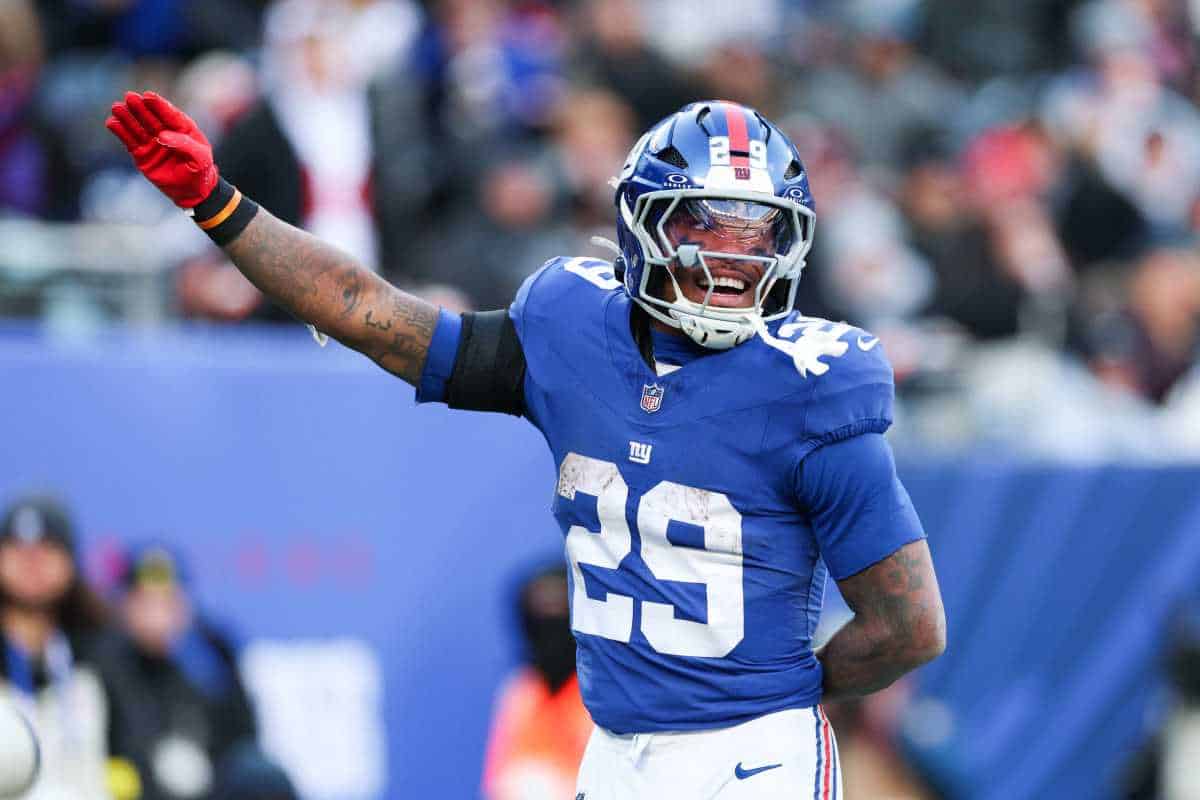 Giants win 2nd straight to end season, sabotage draft position in 34-17 victory over Cowboys