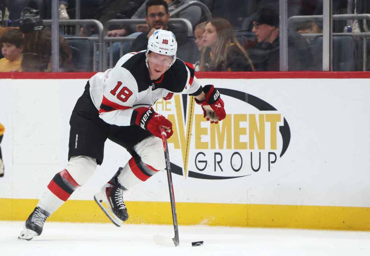 Islanders acquire Ondrej Palat, picks from Devils for Max Tsyplakov